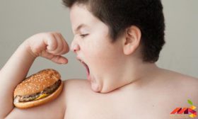 چاقی شکم و اضافه وزن در کودکان و راه‌های مقابله با آن